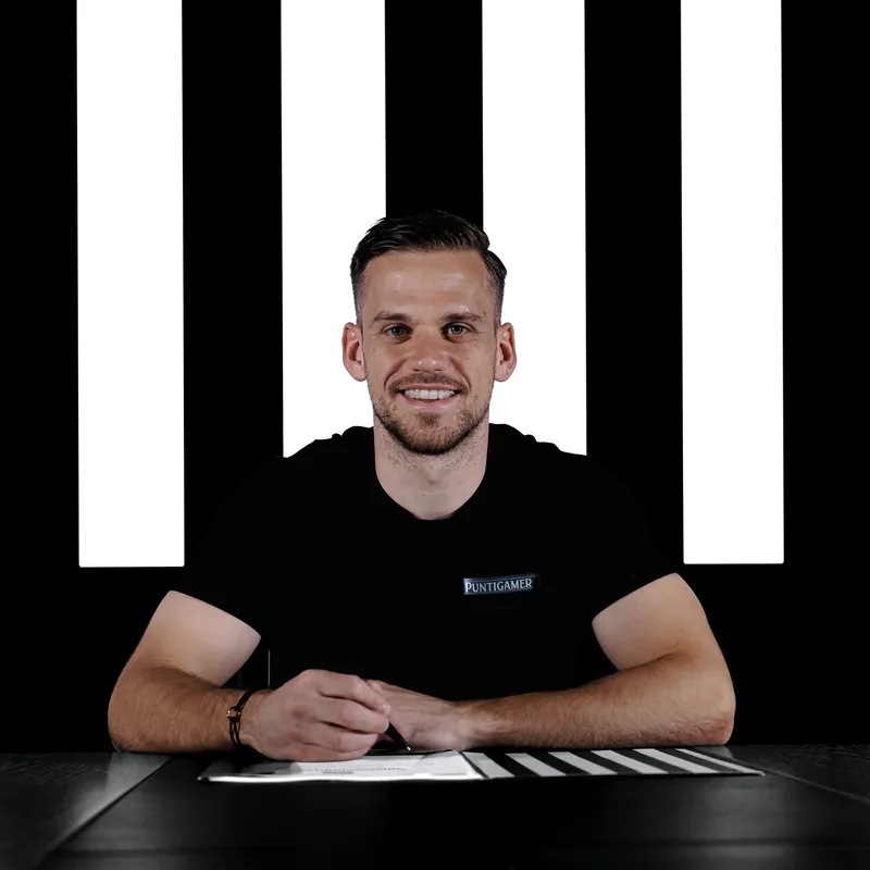 533A9390_a04ca83c414bd8fad729386f46d0a4e