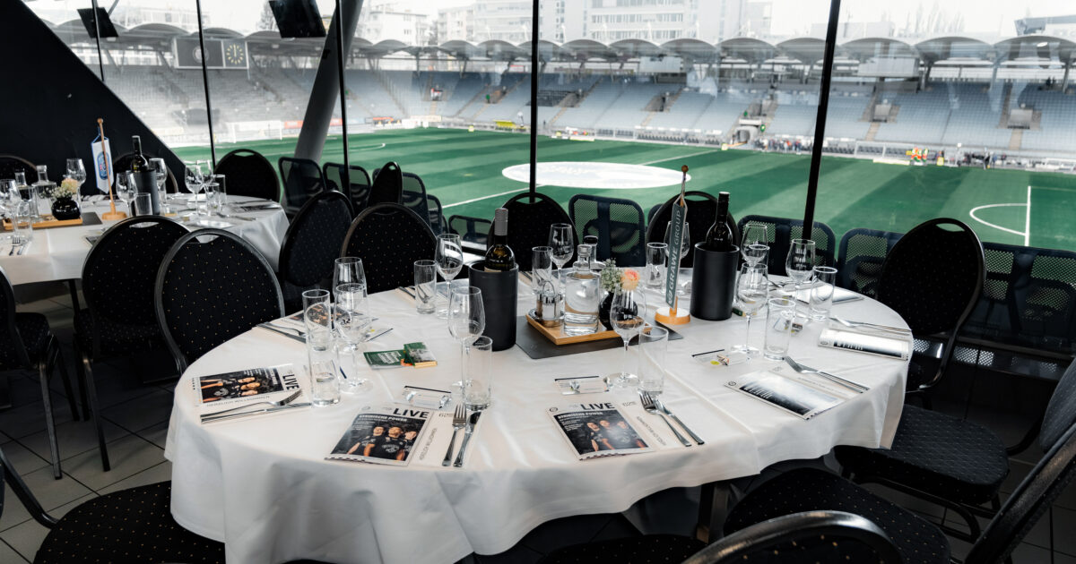 Liebenau statt Lignano: VIP-Erlebnis gegen Hearts und exklusives…