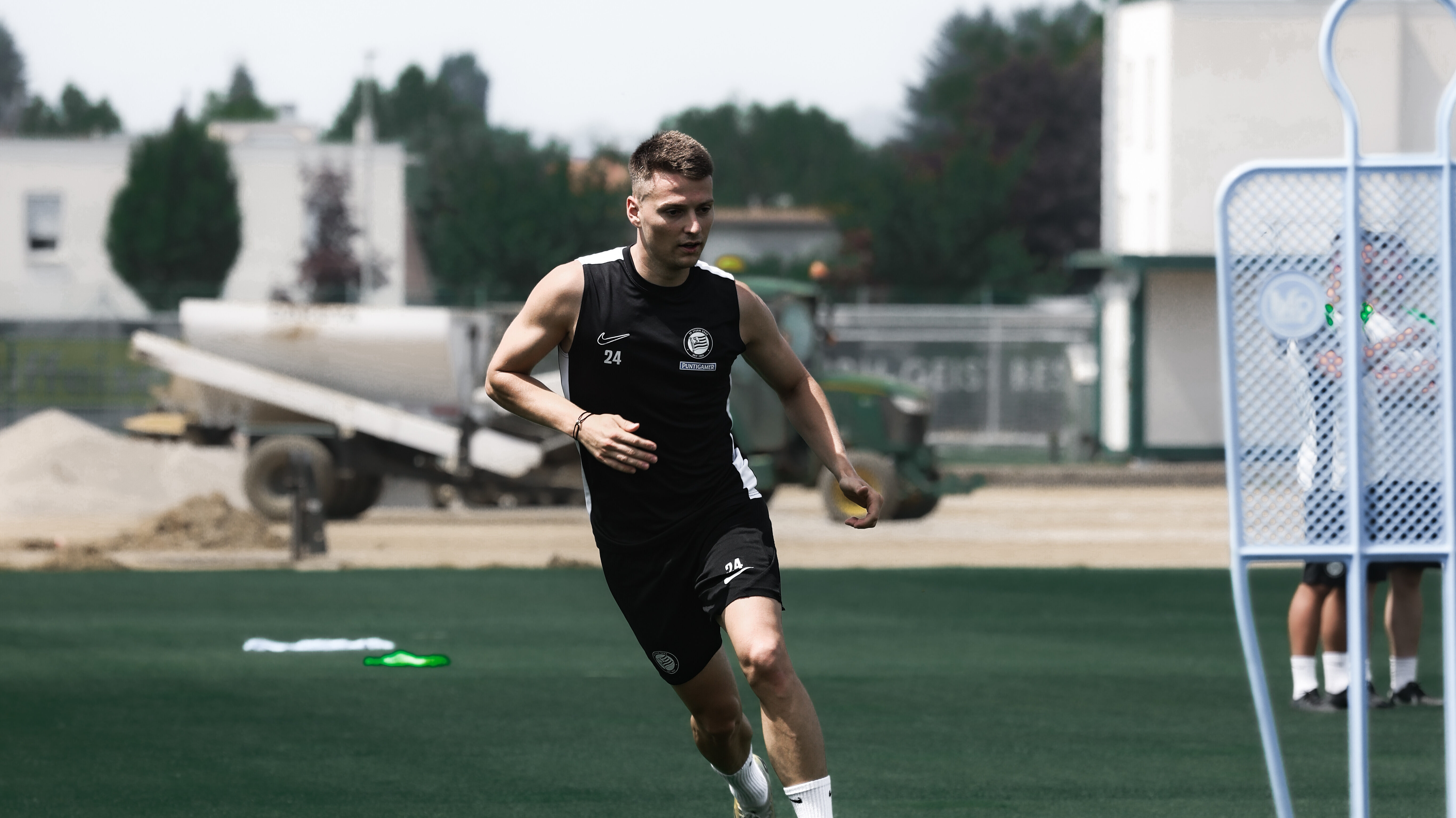 Ein Spieler im Lauf