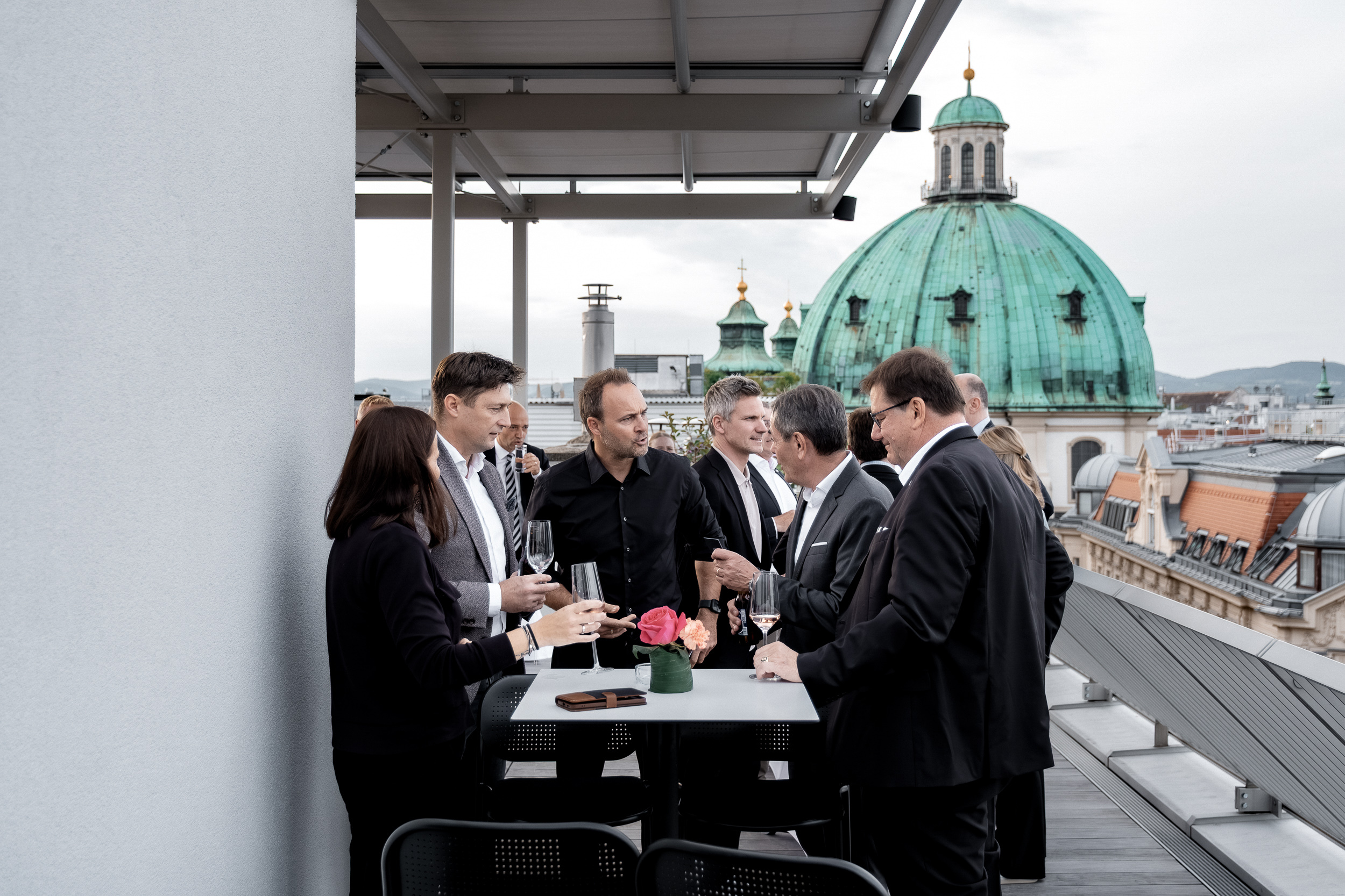 Personen unterhalten sich