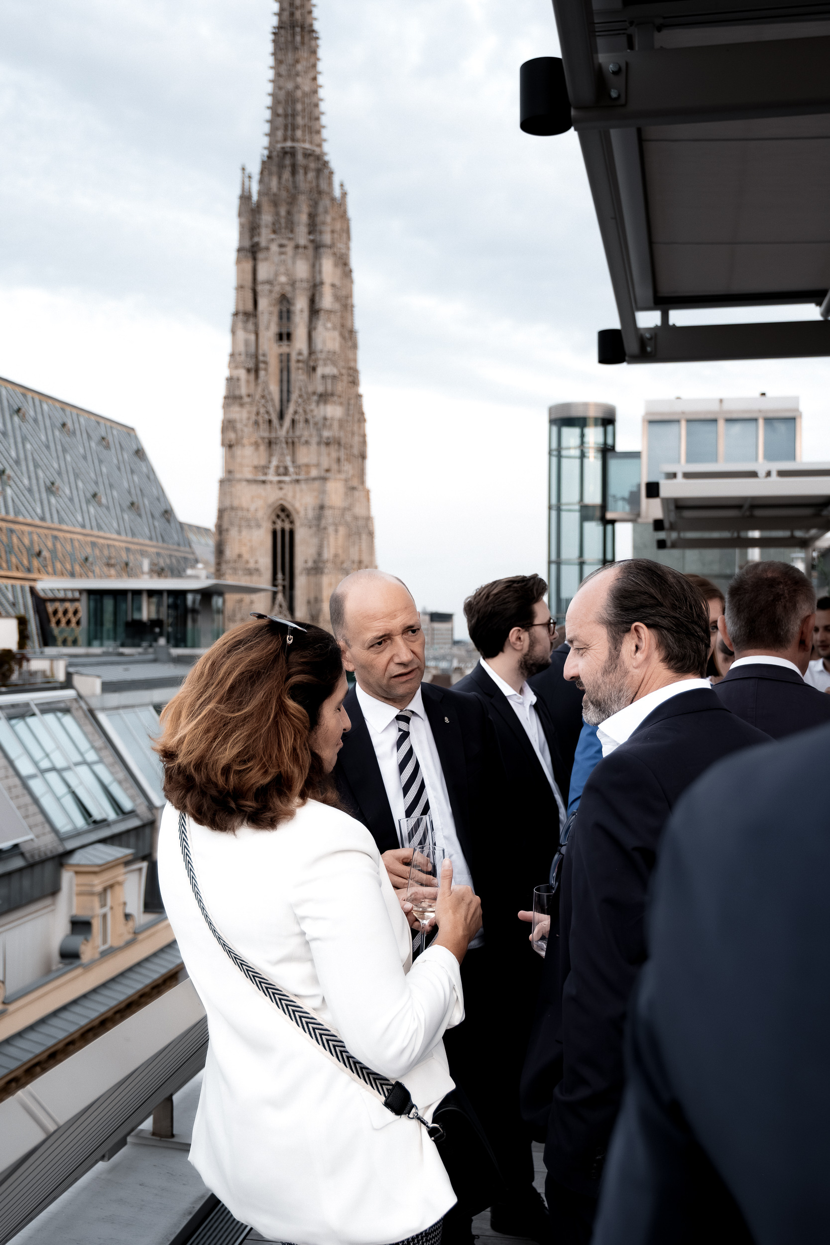Personen unterhalten sich