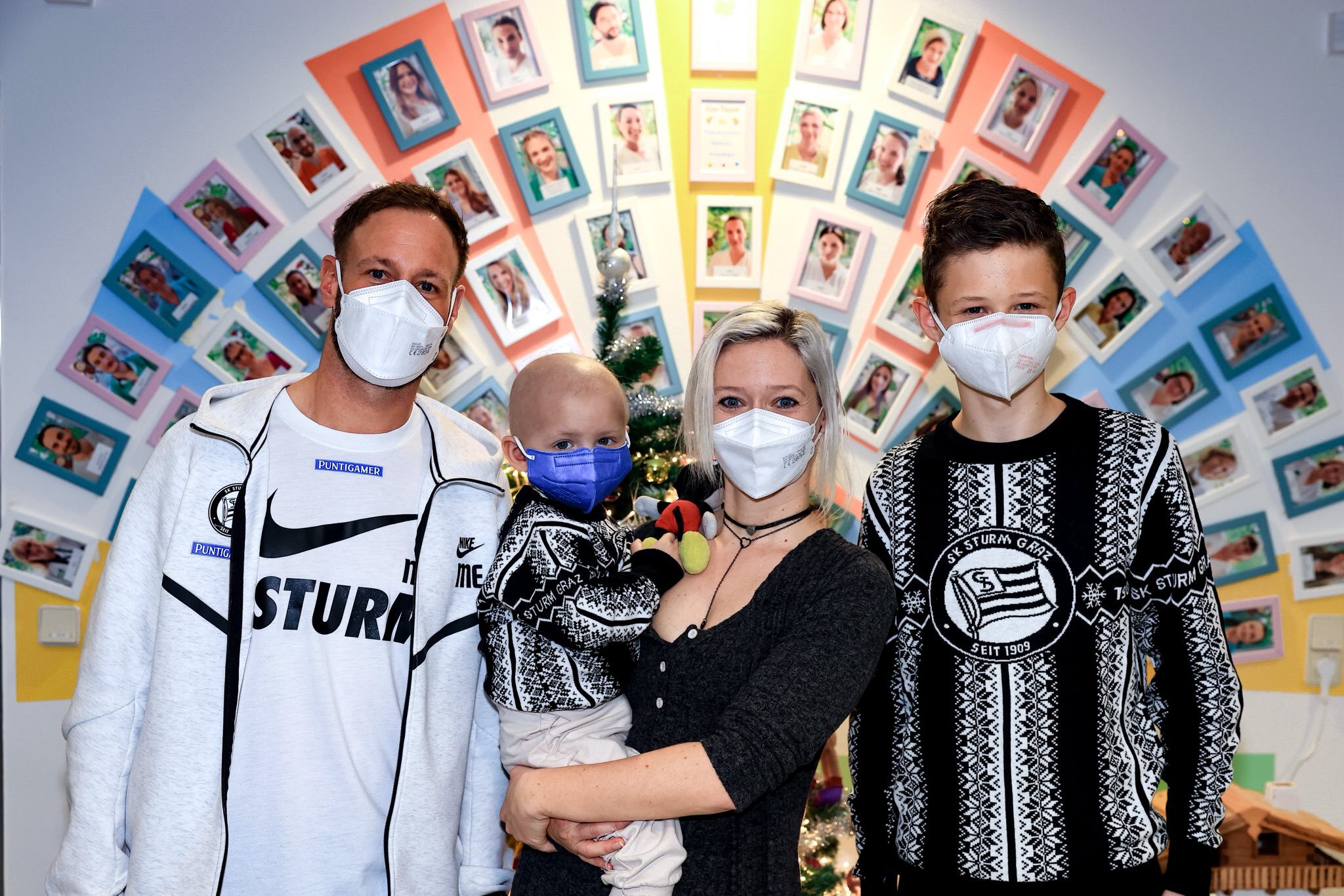 Ein Mann mit Kindern