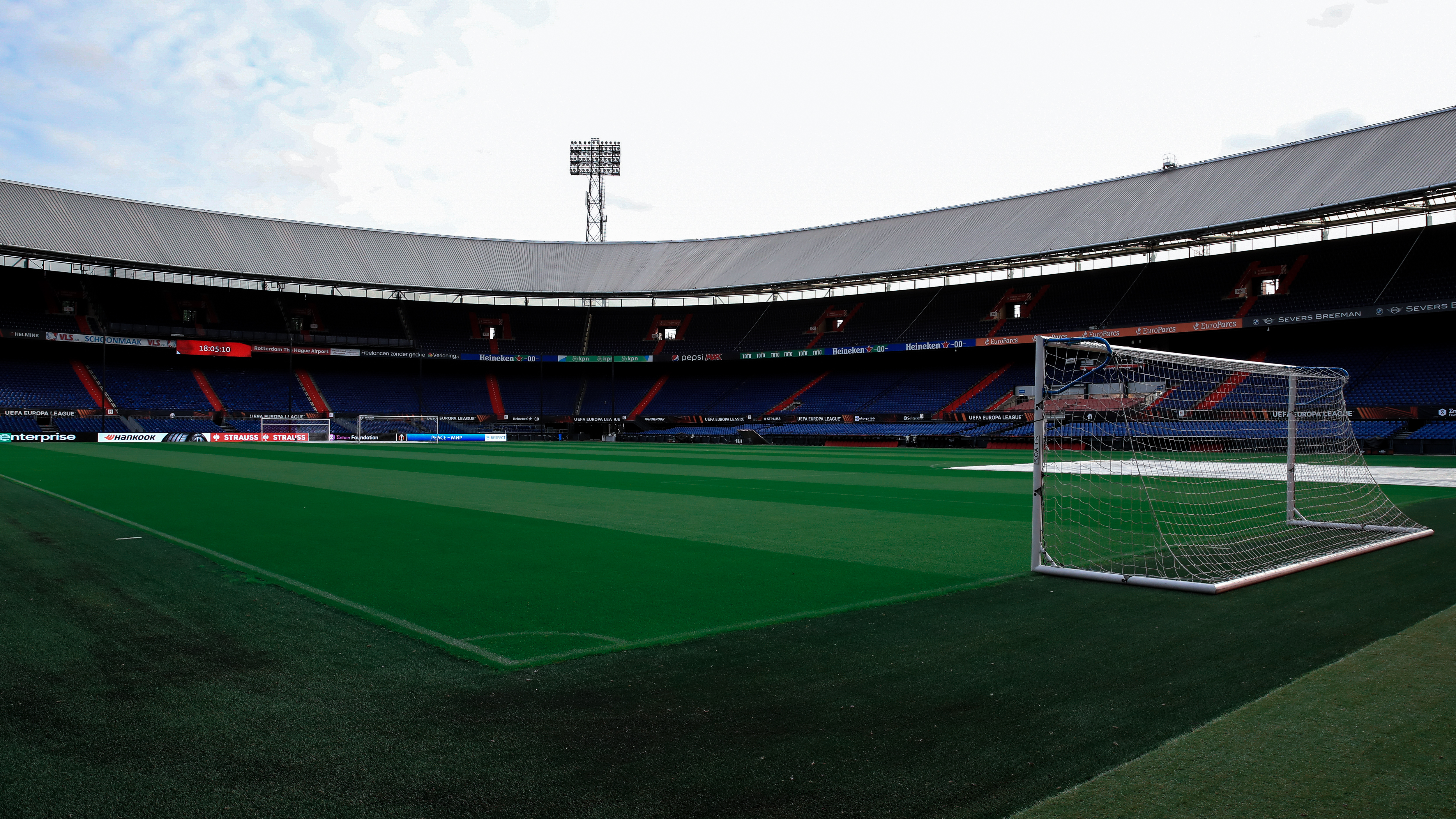 Ein Stadion von innen.