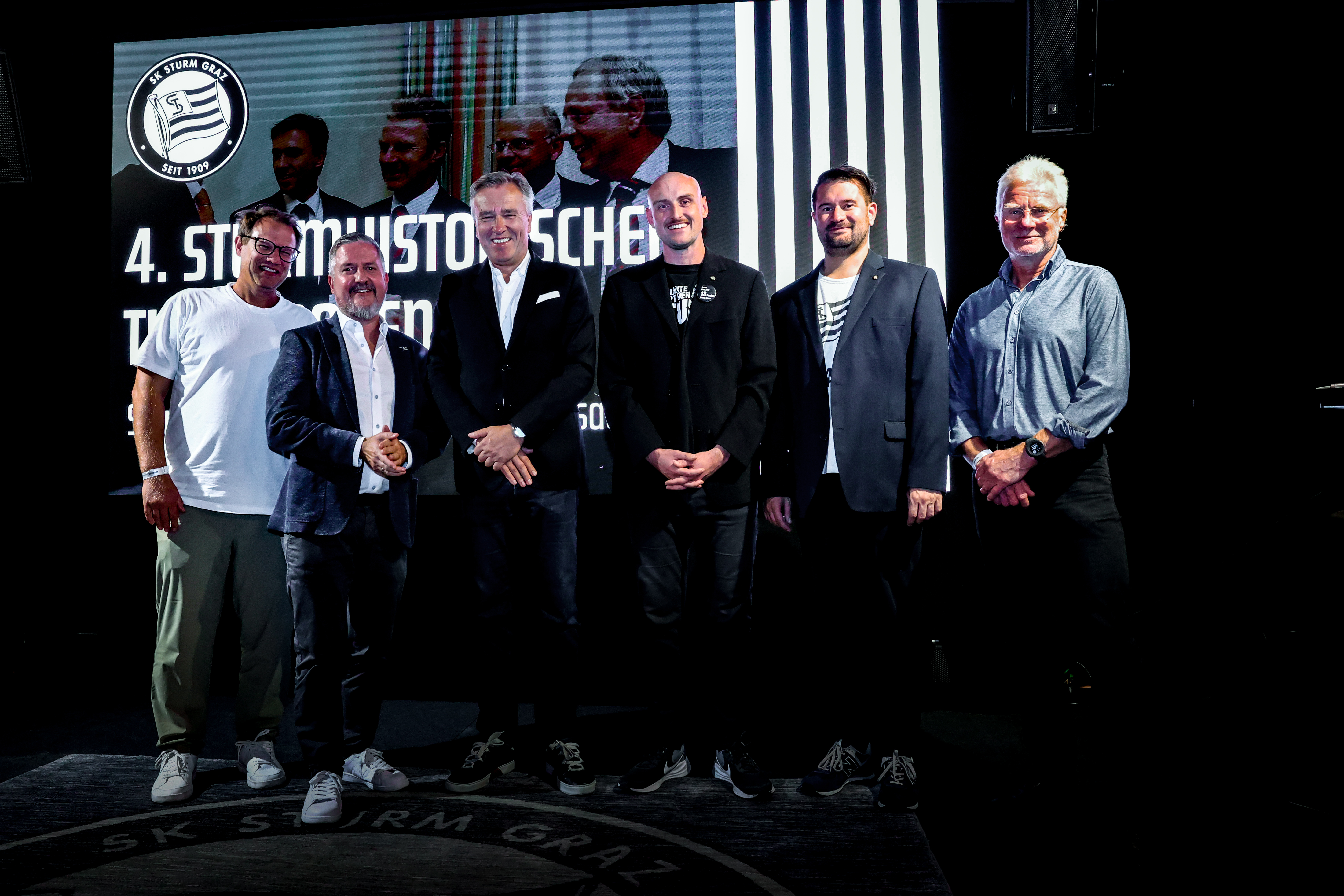 Ein Gruppenfoto.